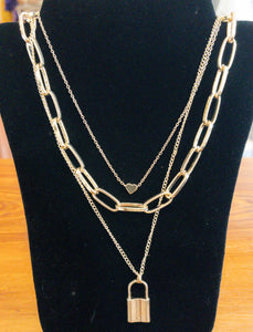 Multilayer heart & lock pendant necklace