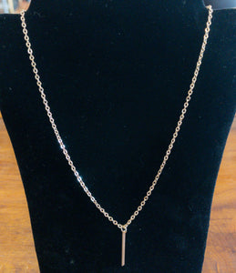 Gold simple bar necklace